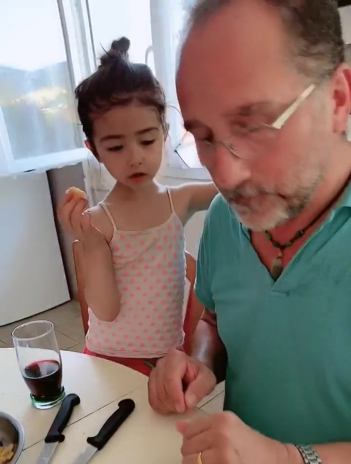 法国人的晚餐吃面包,我反正是不爱吃