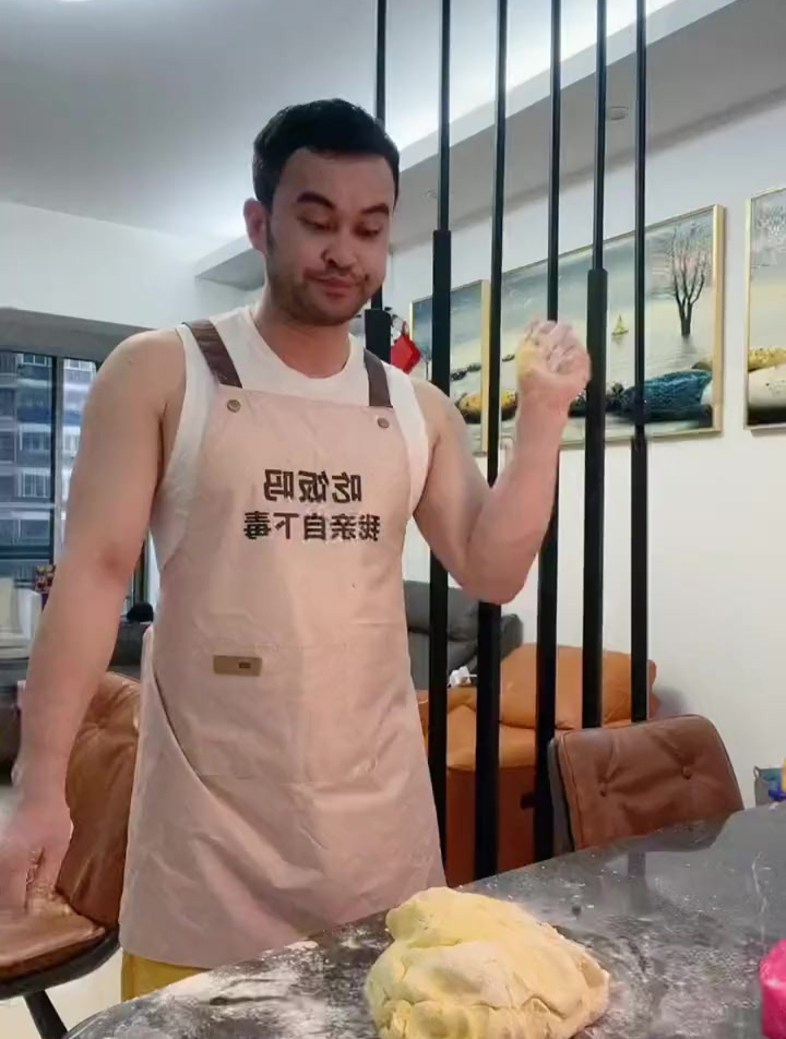 这个老面味发面宝,可以蒸馒头,蒸包子,蒸花卷,小笼包等等