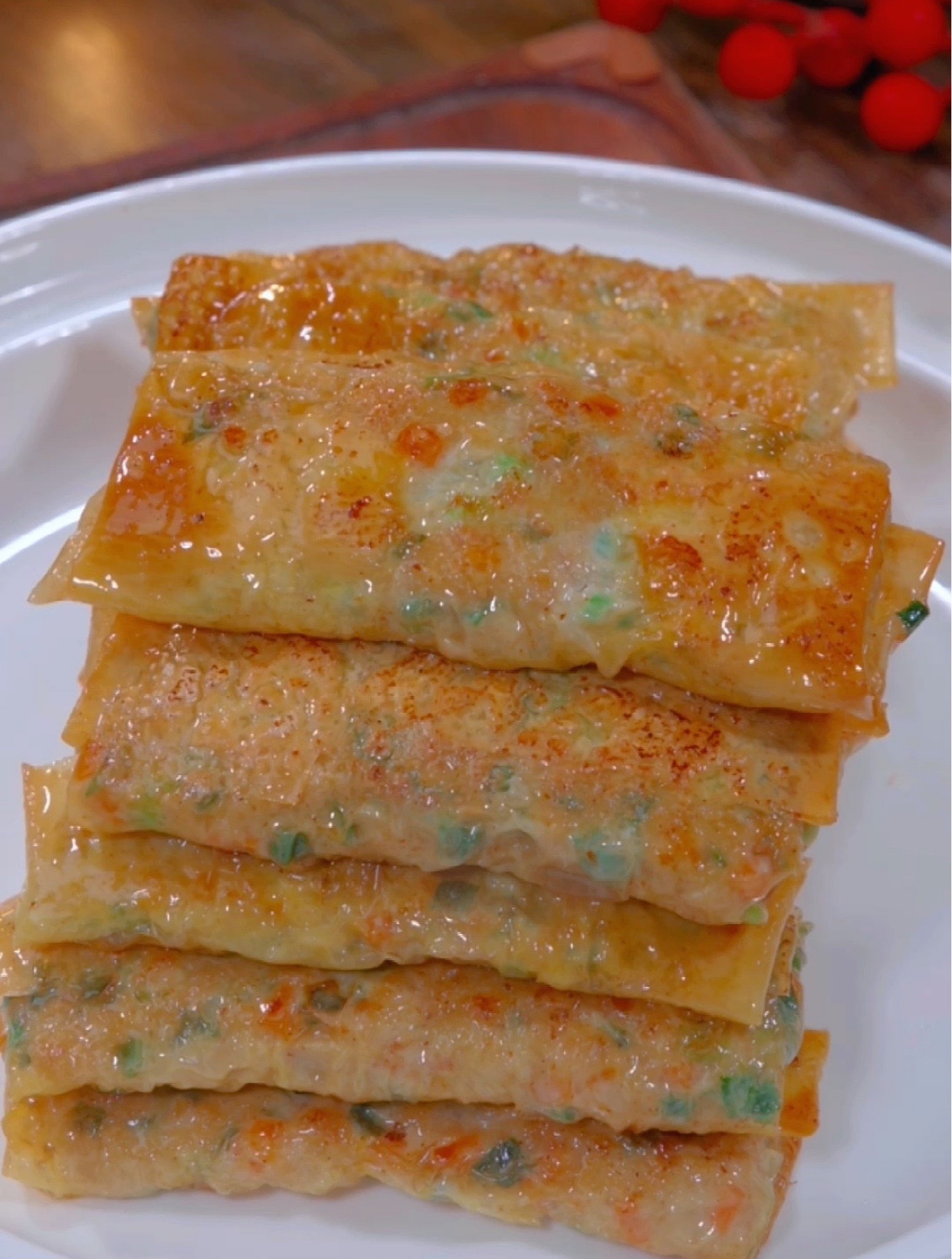 这是我广东丈母娘家经常会做的腐皮肉卷,吃过一次就念念不忘
