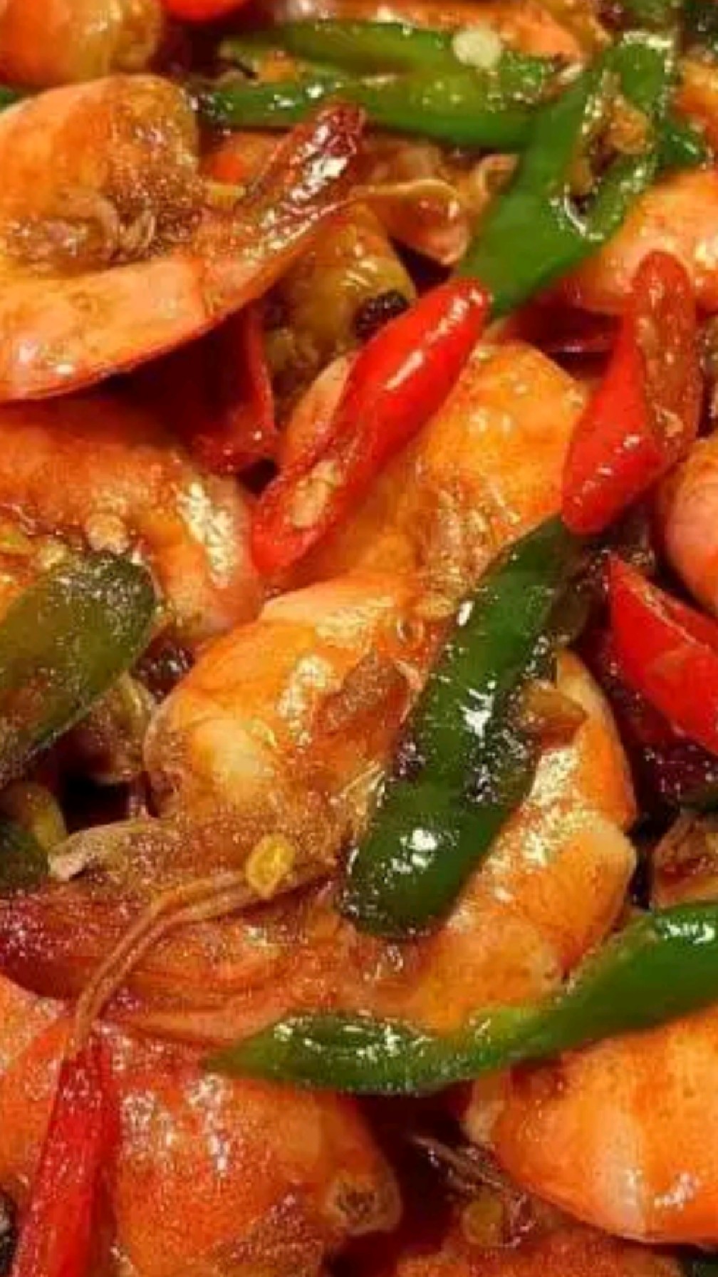 香辣虾,下饭菜的扛把子。没胃口的时候可以试下,巨巨巨下饭