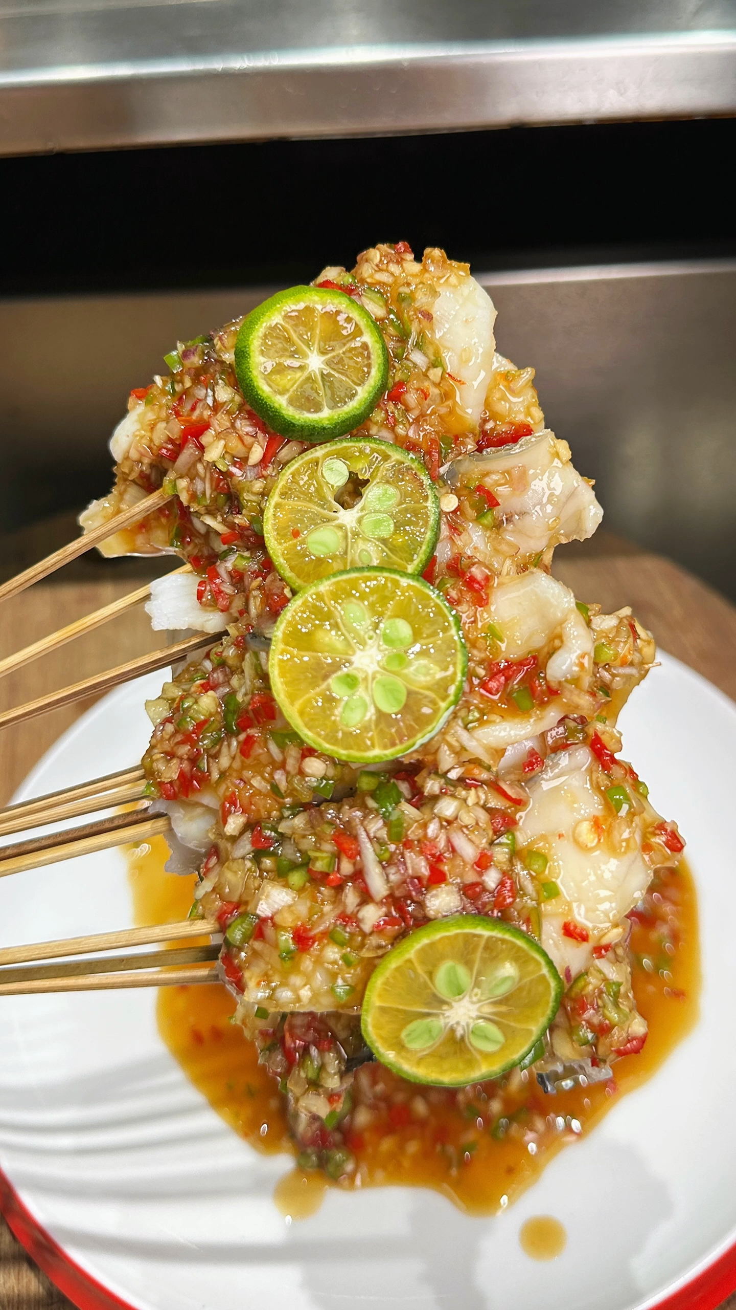 烧烤店的特色菜芥辣财鱼片