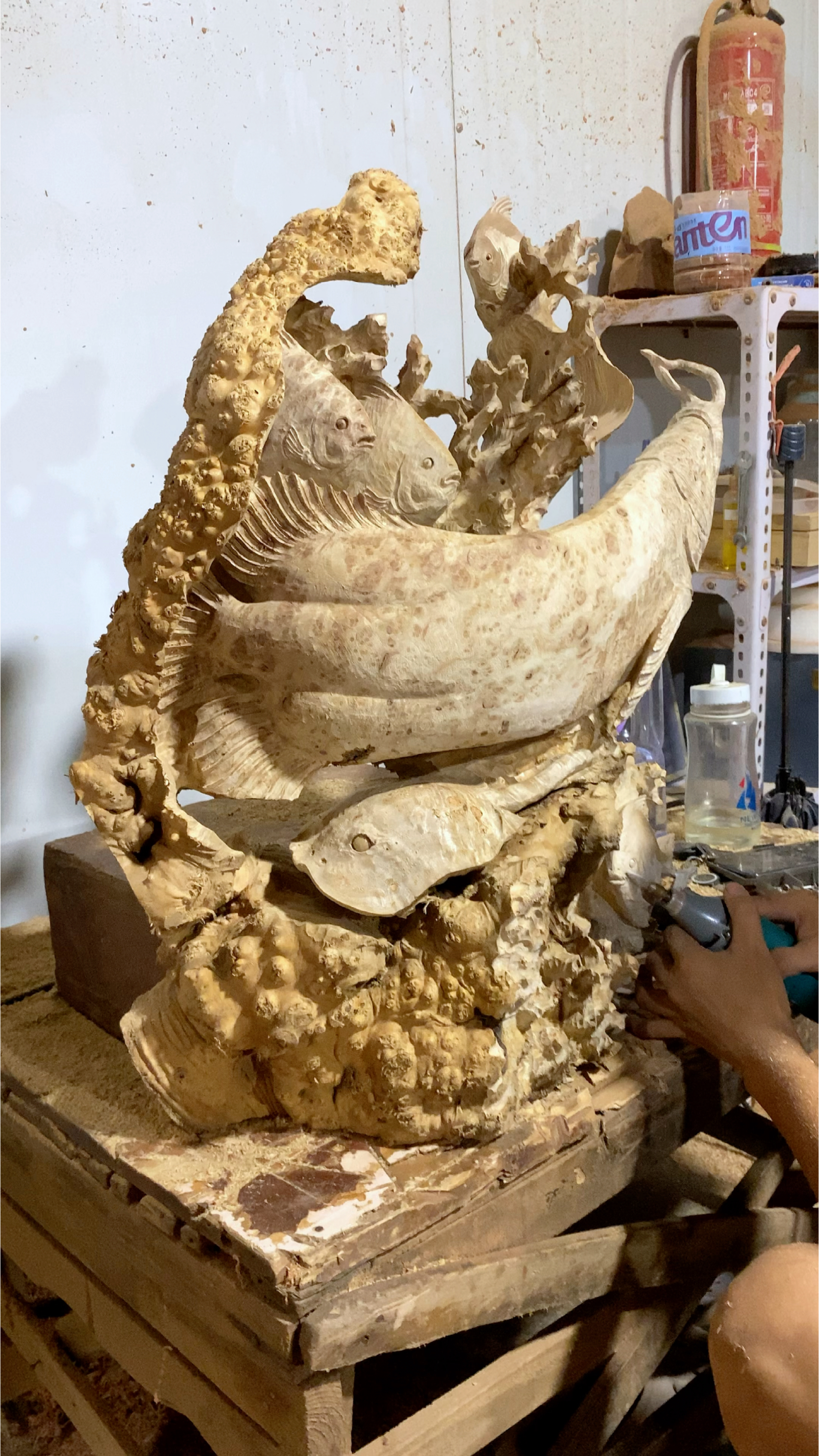 木雕金龙鱼手工雕刻艺术摆件