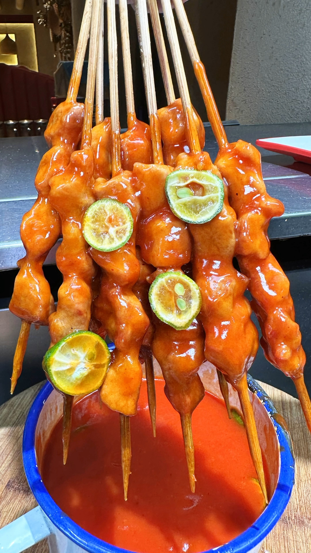 烧烤店的特色菜品茄汁梅肉