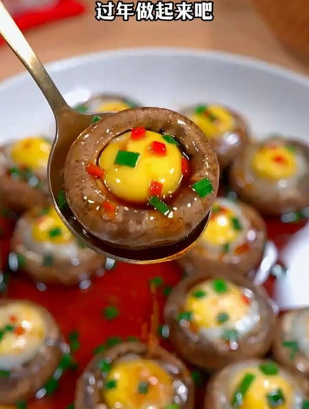 过年餐桌上必备的10道年夜菜,您都知道有哪些吗?
