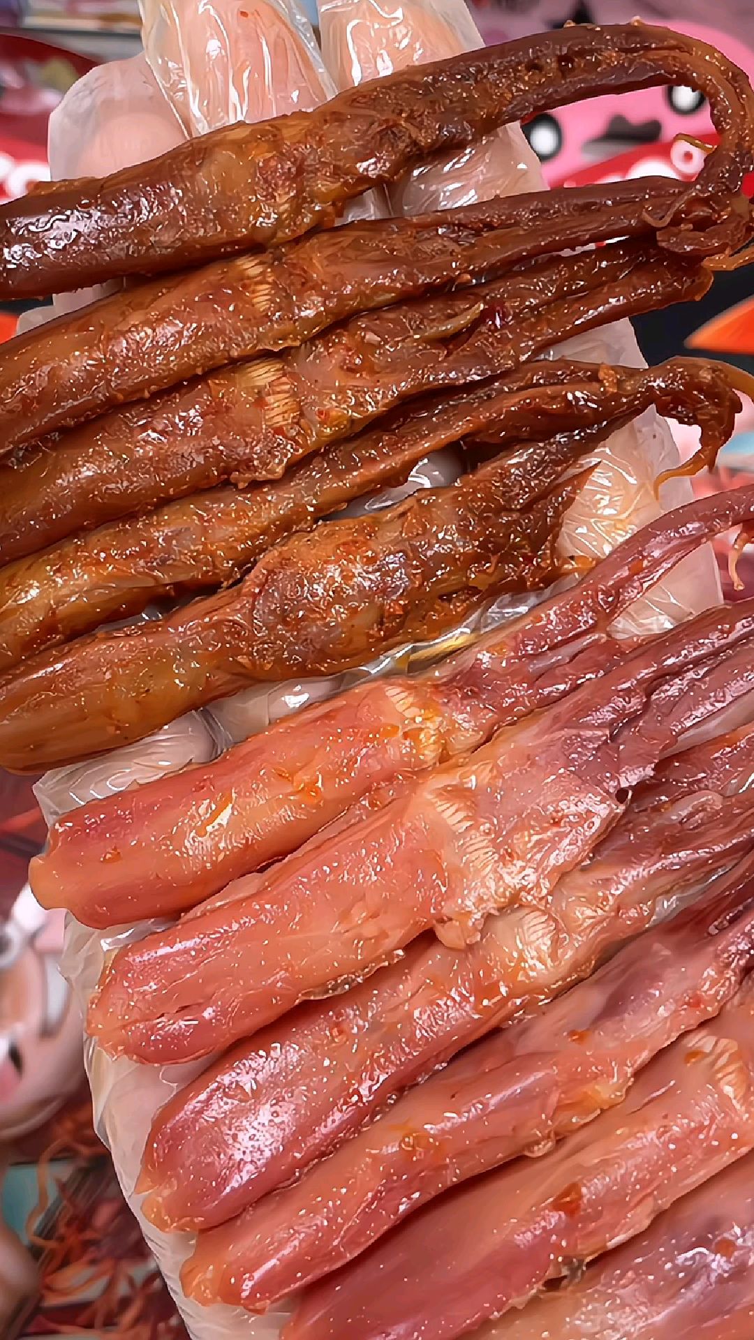 鸭舌个大饱满 肉质肥美 每一口都回味 追剧下酒别提多香了!