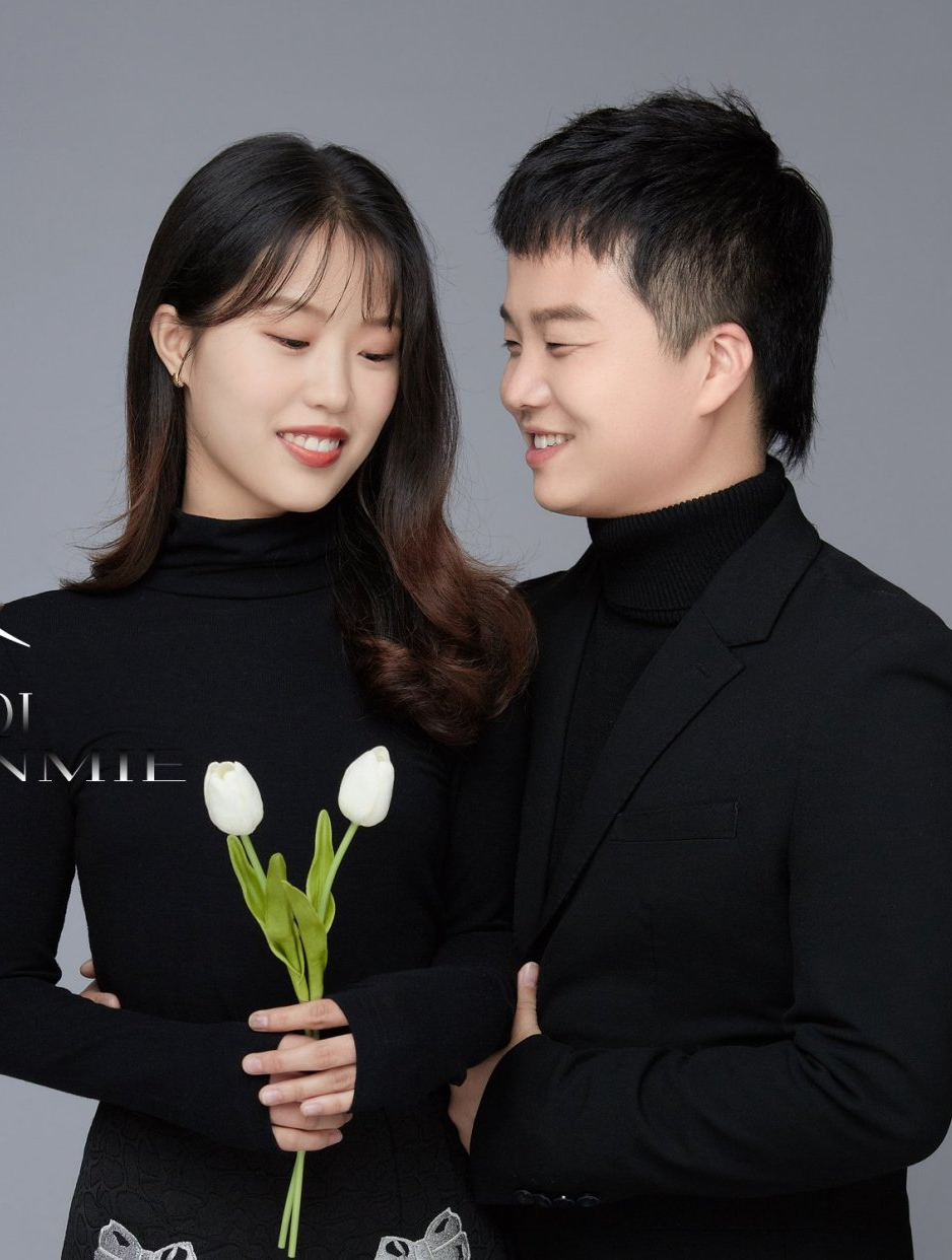 海鸟飞鱼《思念绕指尖》,深情独特韵味十足,唱得带劲听得入迷