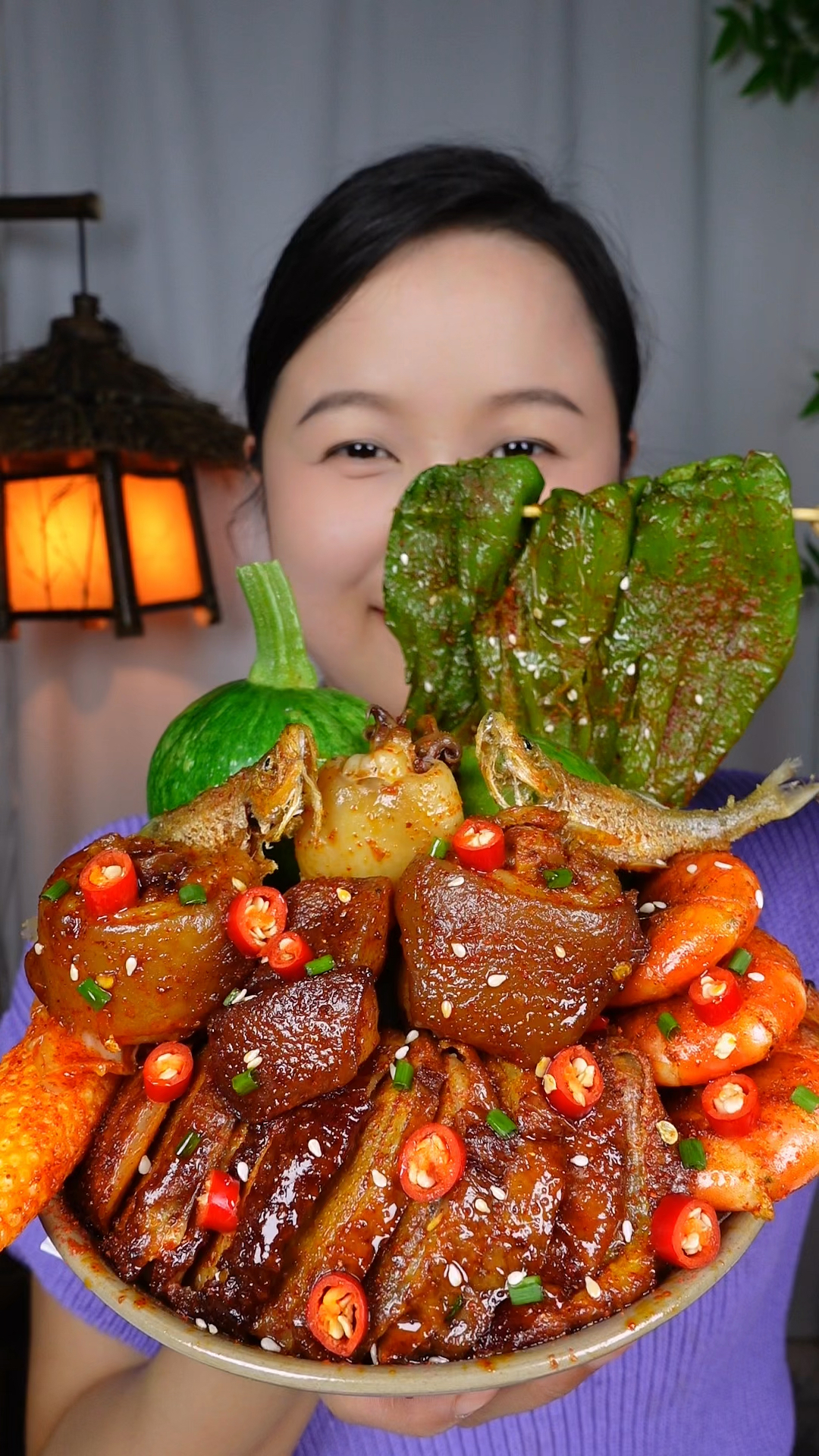 开饭啦姐妹们!今天农家小南瓜,片皮烤鸭,真的太好吃了!