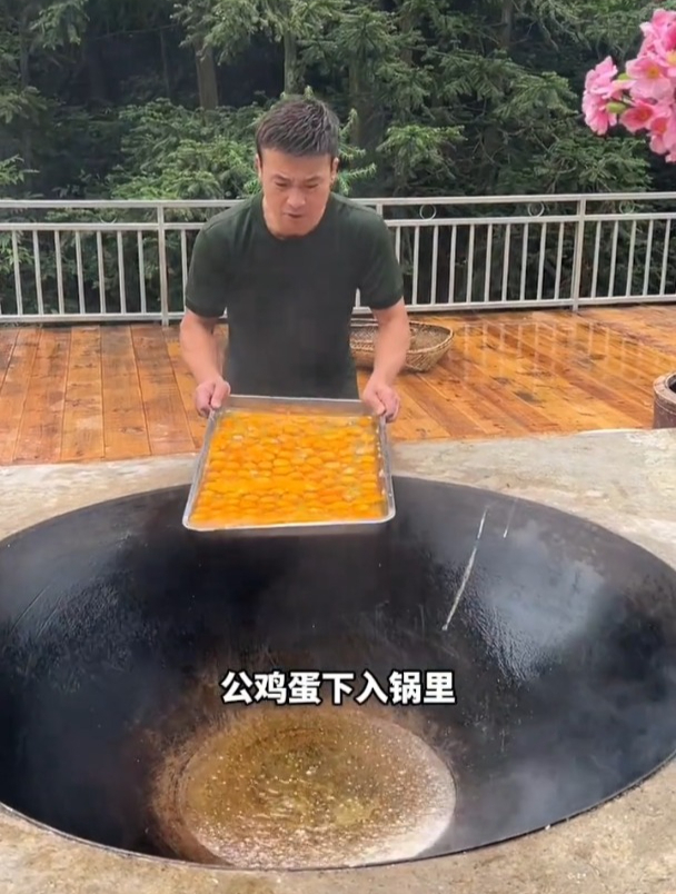 农家大锅番茄鸡蛋面