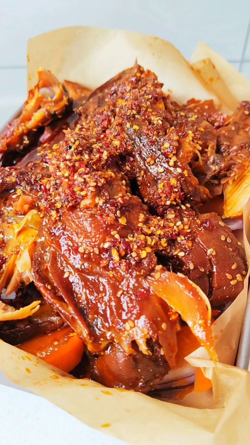 超级好吃四川霸霸手撕兔精品盒装香辣手撕兔特色美食麻辣兔肉小吃