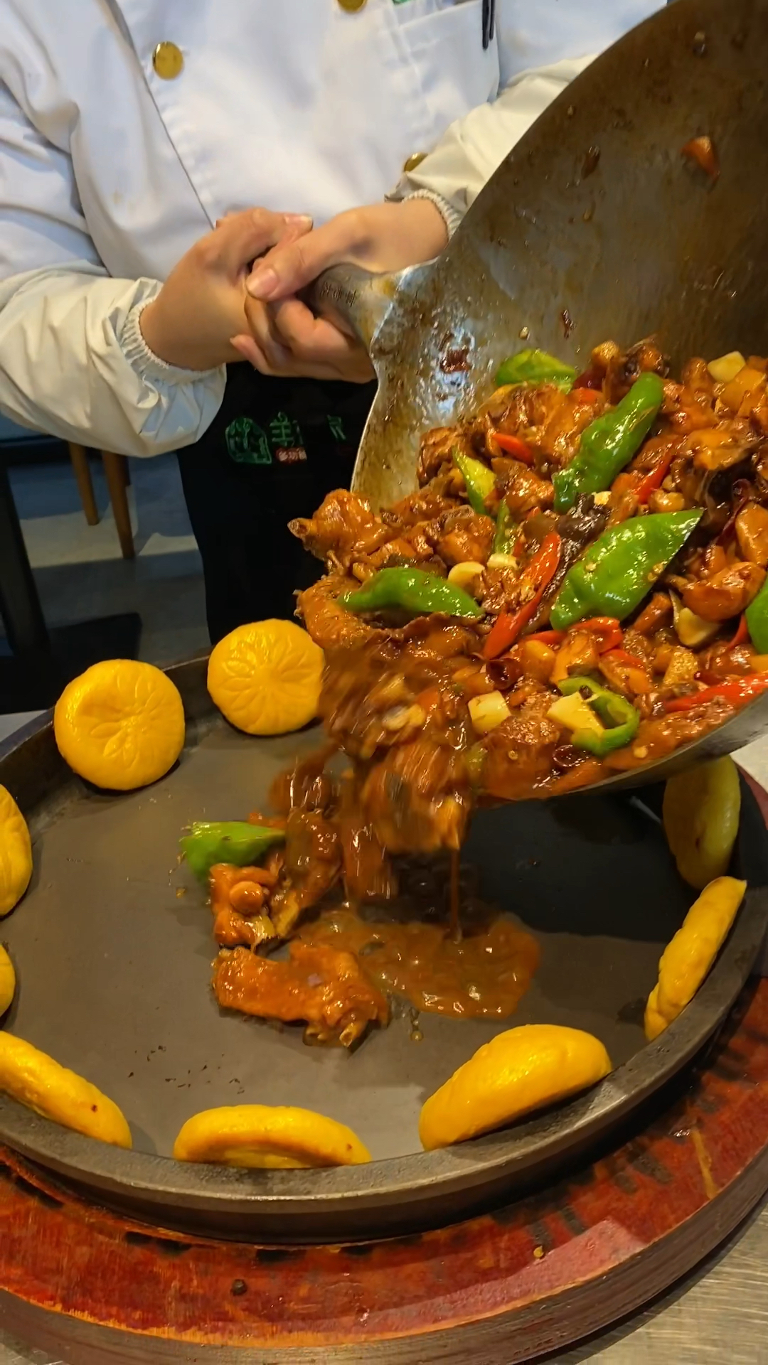 原声版滴章丘铁锅炒鸡狠带劲