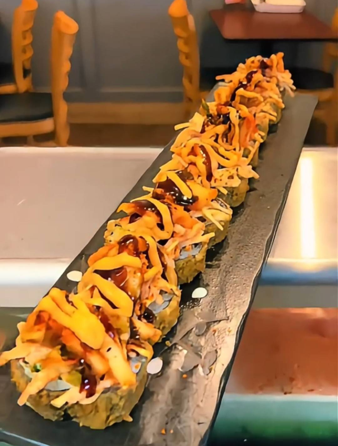 日式什锦寿司卷:一口下去,满满的幸福感