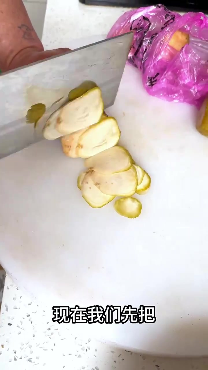不想吃炒的菜、就想吃点咸菜疙瘩