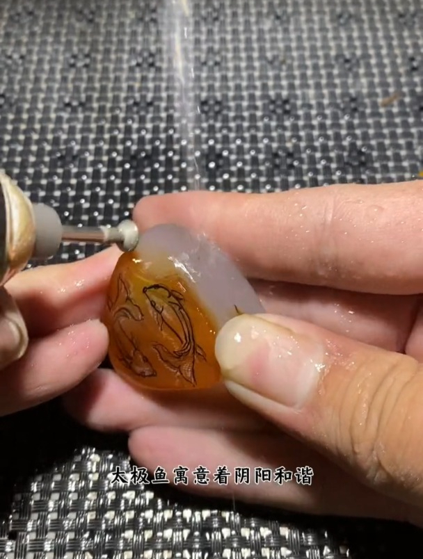 民间手艺,谁能拒绝这样充满深意的吊坠啊