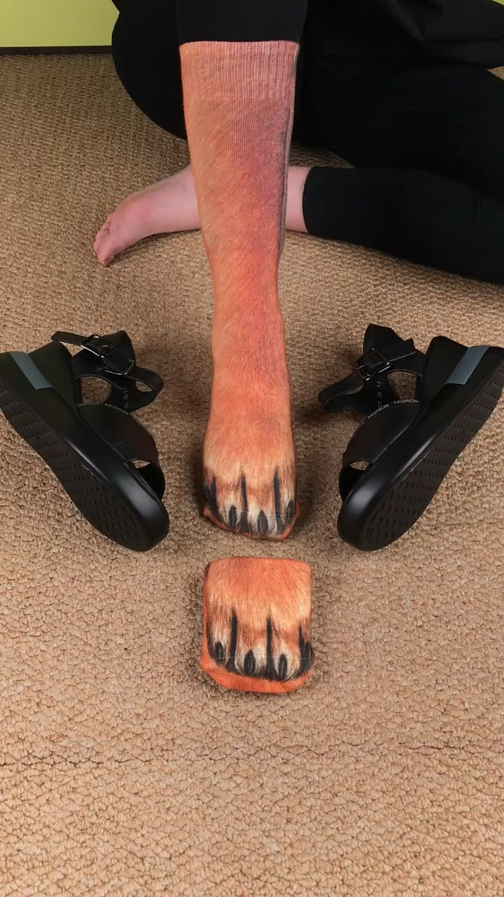 松糕底凉鞋,简约大方,舒适百搭