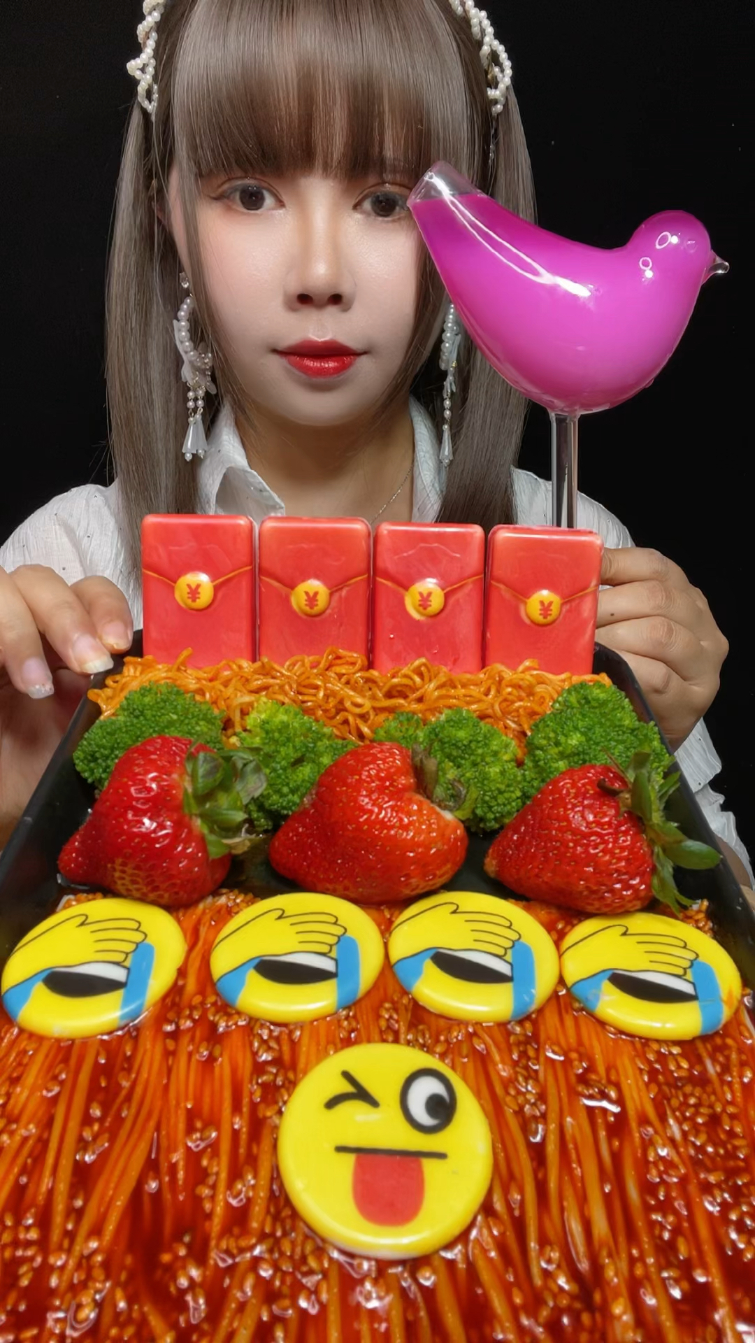 小鸟声控,火鸡面拼盘,超级辣