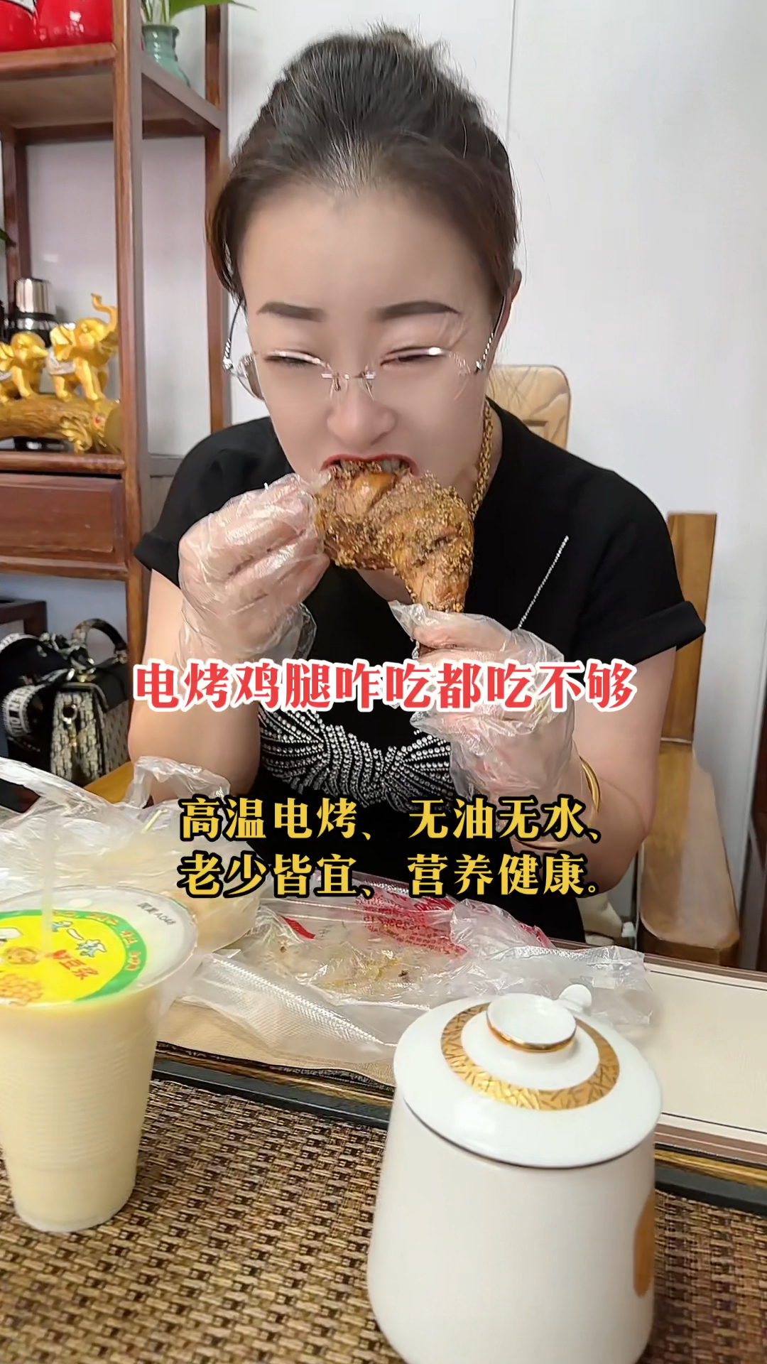 孔大拿电烤鸡架在吉林市大华市场中段深受朋友们的喜欢