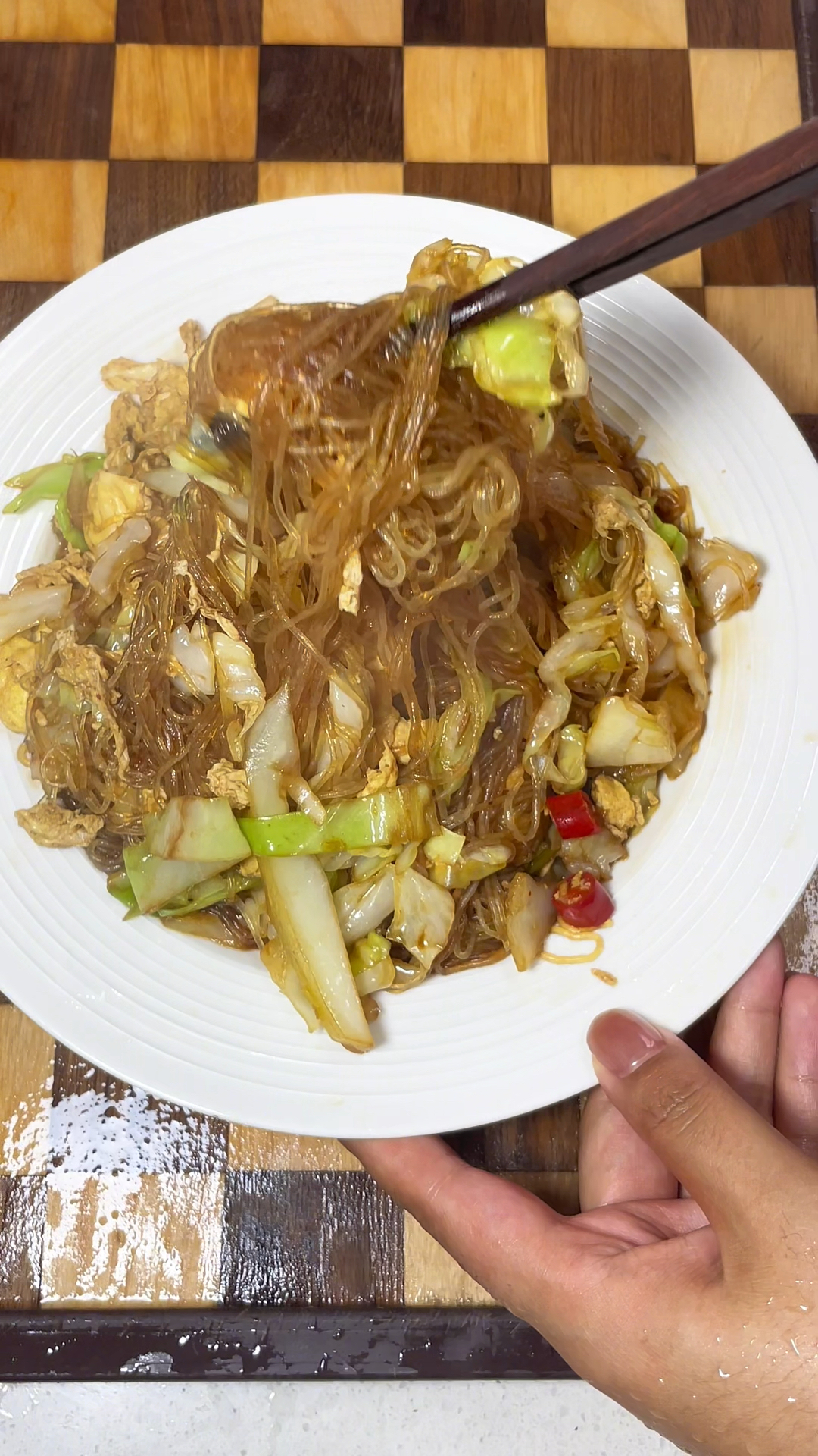 包菜炒粉丝特别好吃