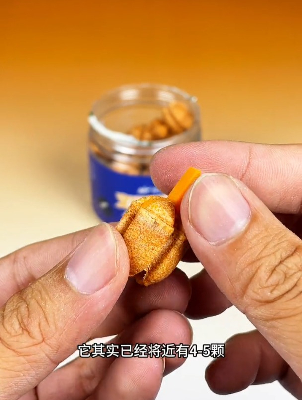 钓大青鱼大鲤鱼大草鱼用什么饵料?颗粒饵和粉饵哪一种更好上鱼?