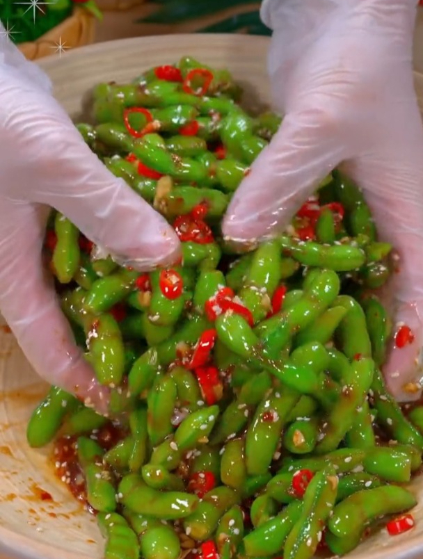 说到下酒菜当然少不了这个凉拌毛豆啦