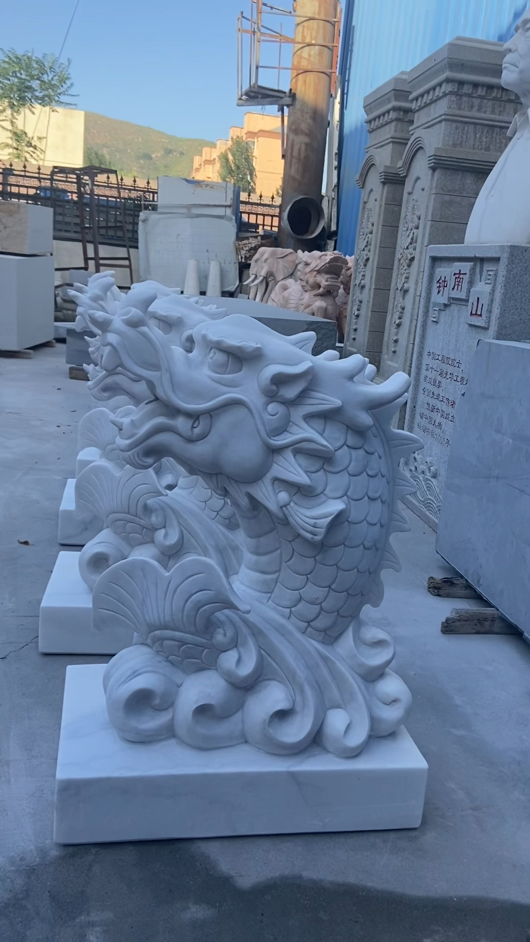 石雕龙鱼鲤鱼跃龙门雕塑喷水鱼
