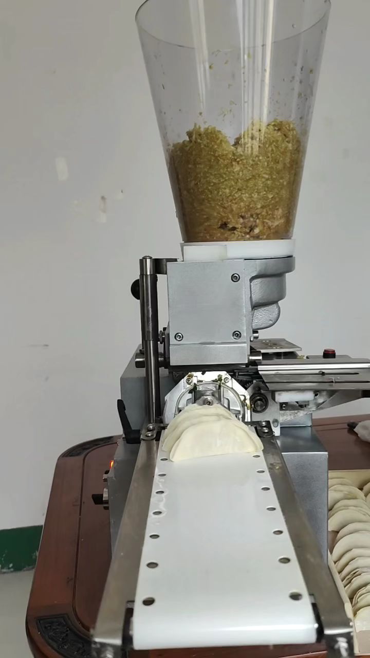 半自动煎饺锅贴机
