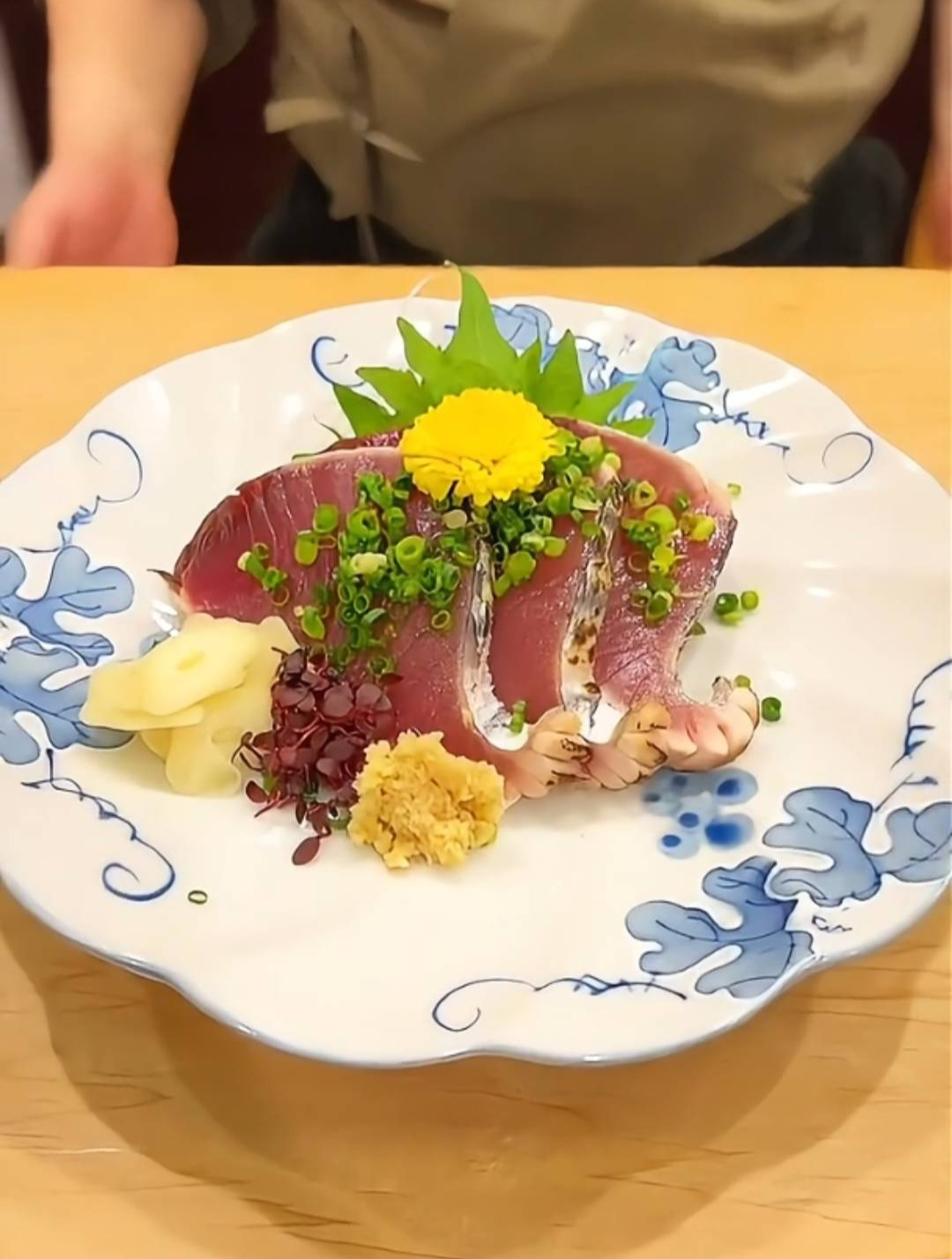 鲣鱼生鱼片盛宴:品尝海洋的鲜美与日本的精致!