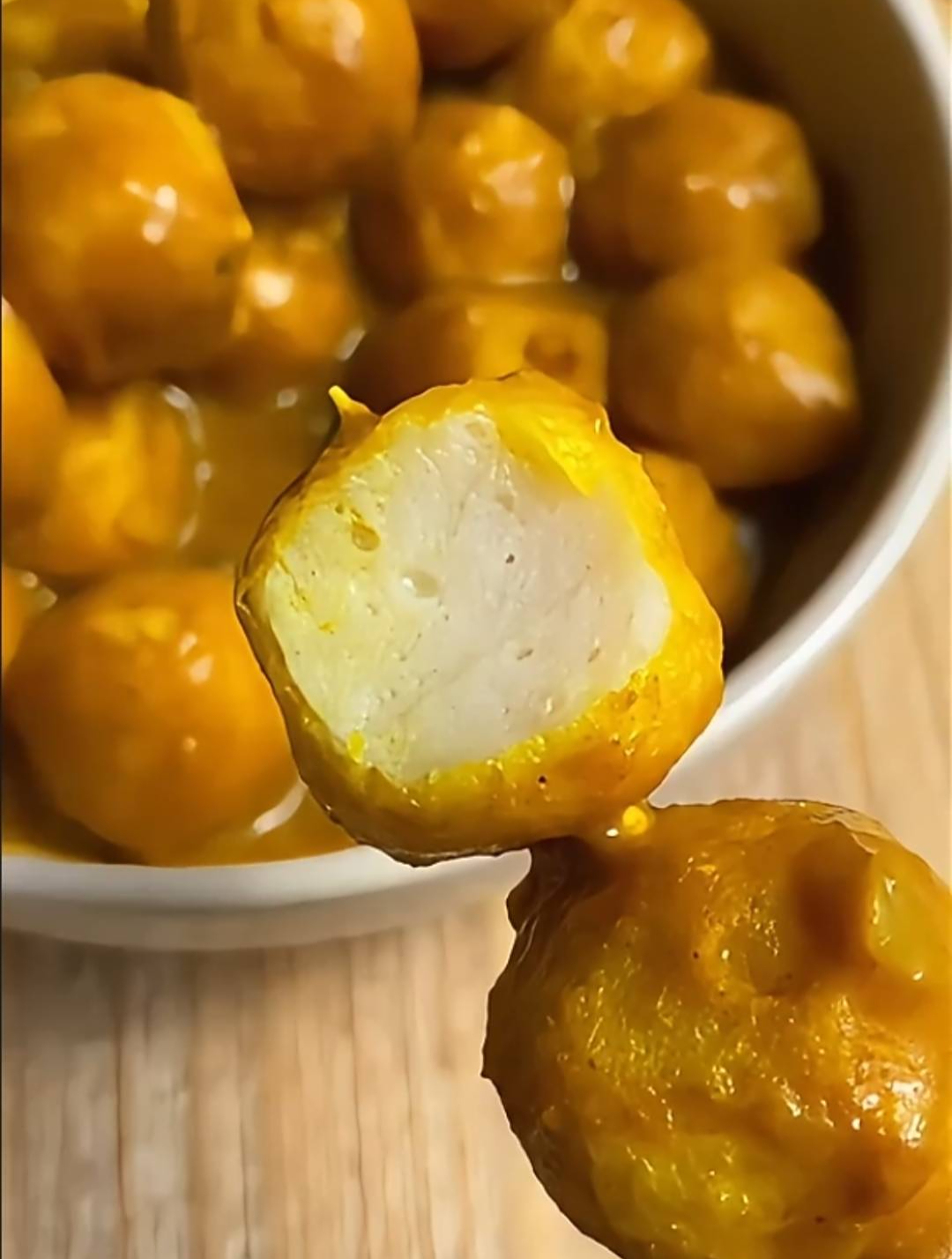 自制香港咖喱鱼蛋:地道风味,家的温馨滋味!