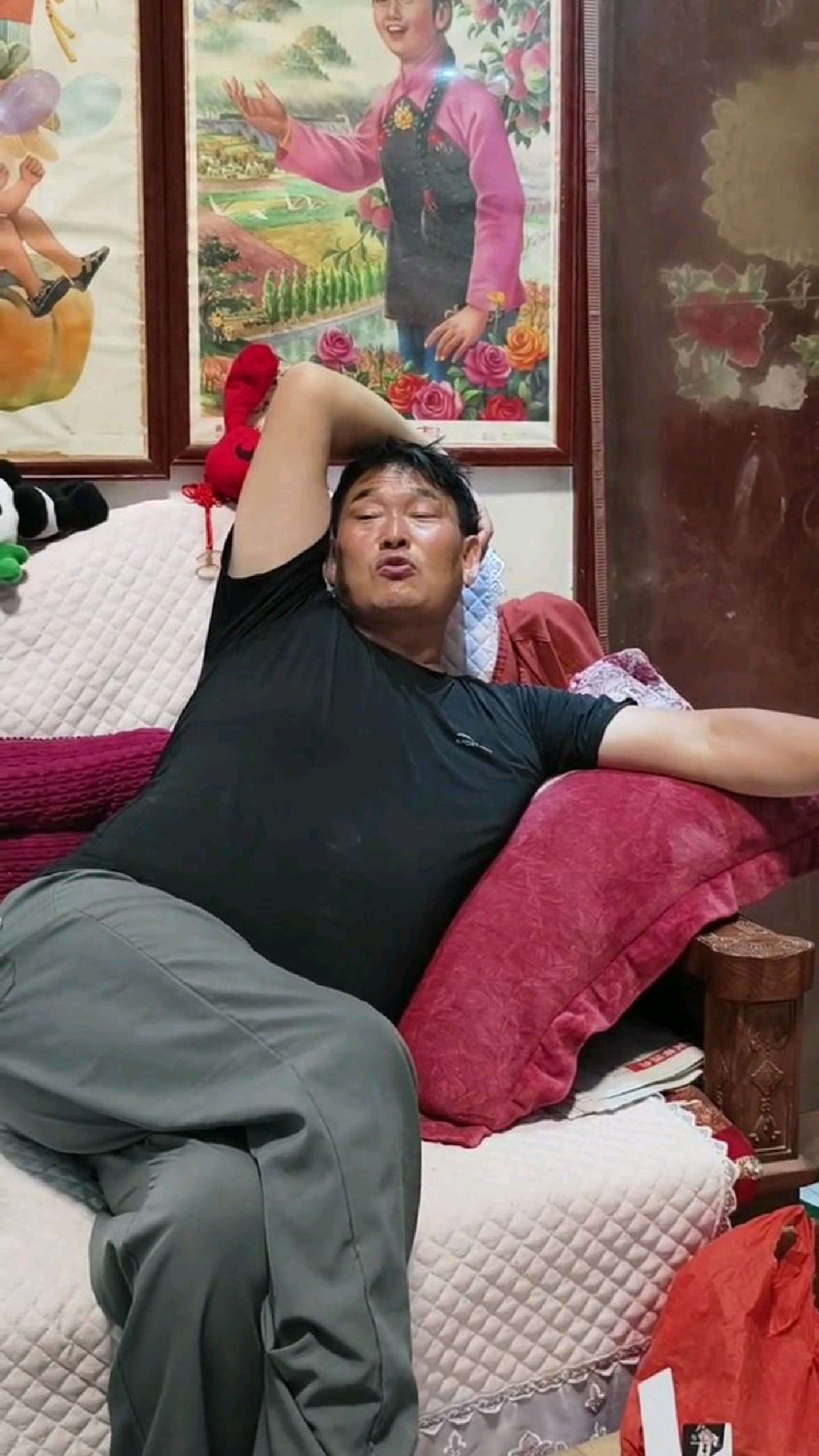 大衣哥最喜欢吃红薯干面和高粱面