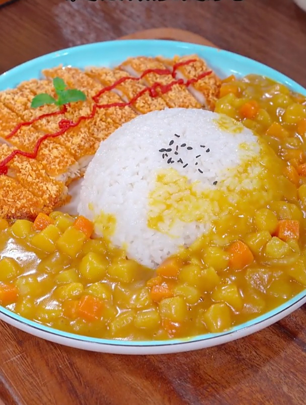 孩子爱吃的咖喱鸡排饭,我教你在家做,椰香浓郁