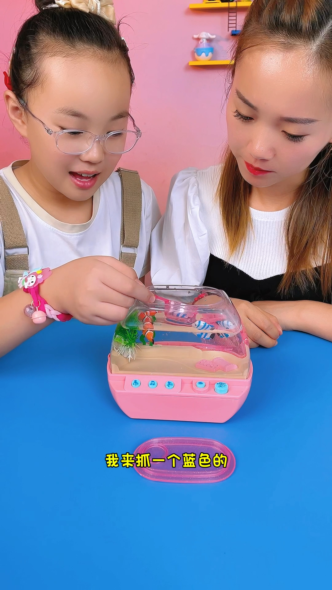 趣味水族箱玩具,我养的小鱼永远也不会死