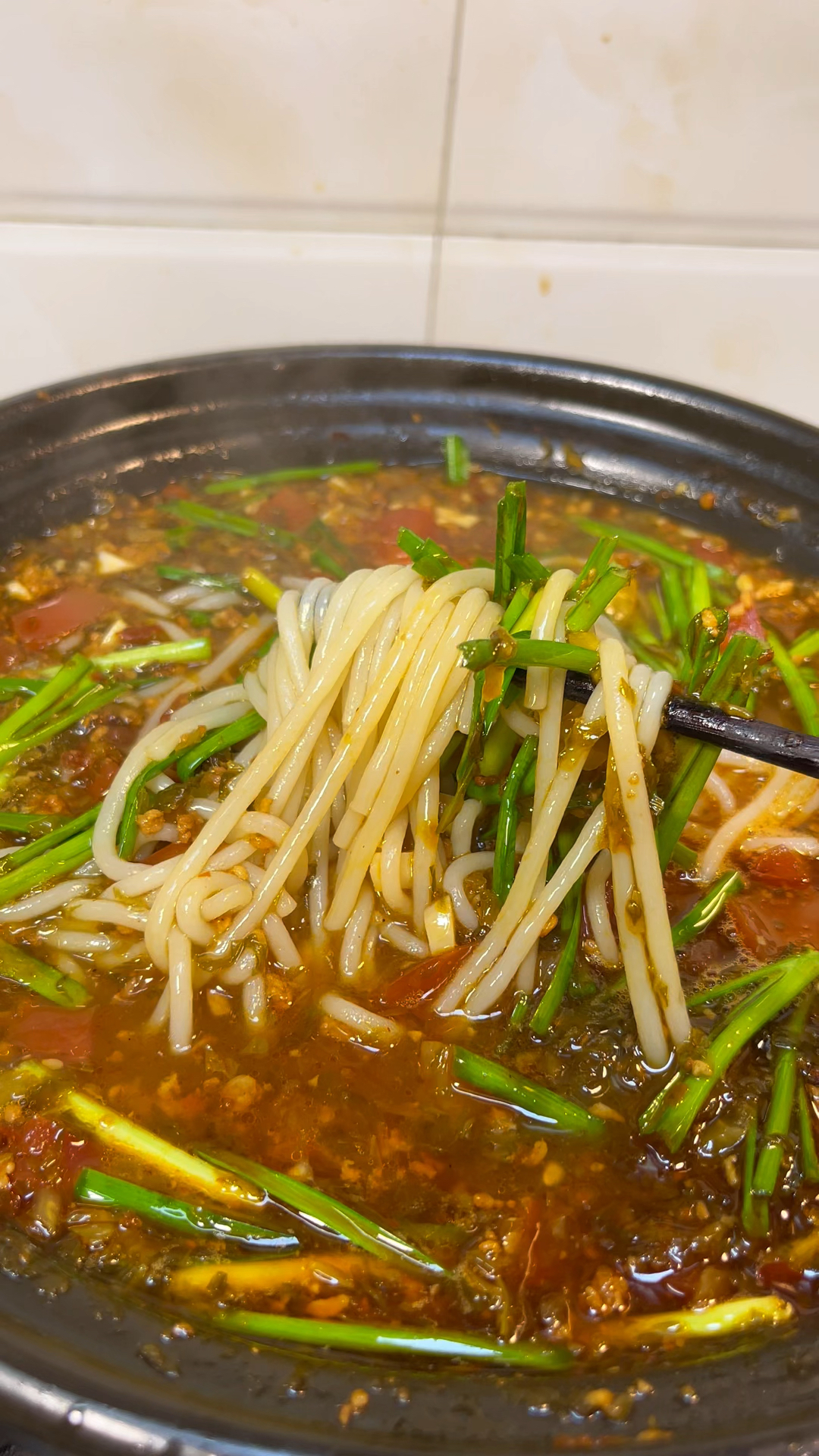 酸辣开胃的雪菜肉沫米线,做法超简单,没胃口快试试