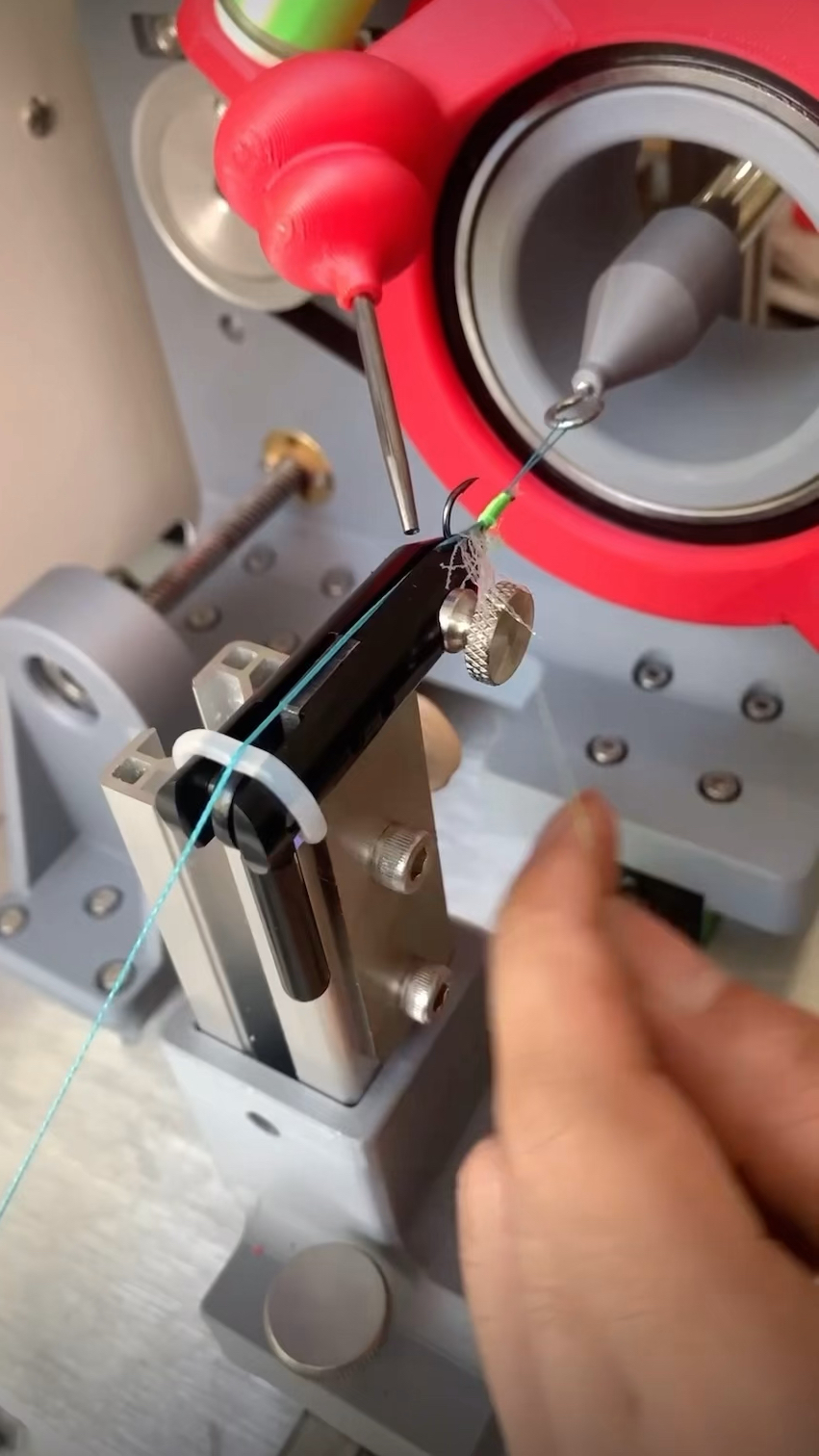 鱼钩绑织机,钓鱼人的福音