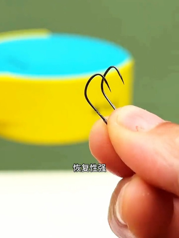 这才是黑坑中的天花板鱼钩!0.8子线钓3斤毫无压力!