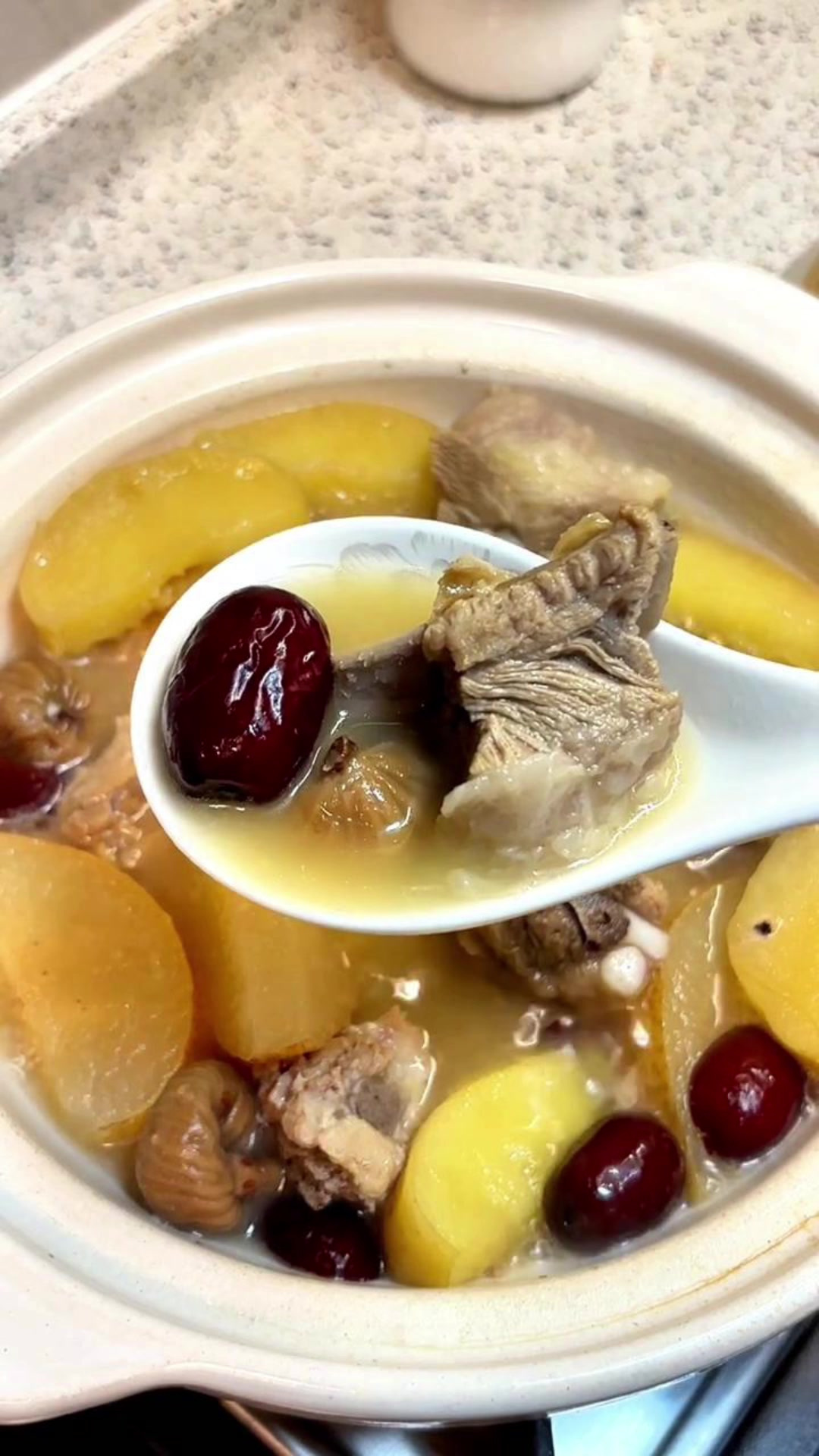 三伏天,这5种汤水三天两头安排起来,清热祛湿,滋阴润燥