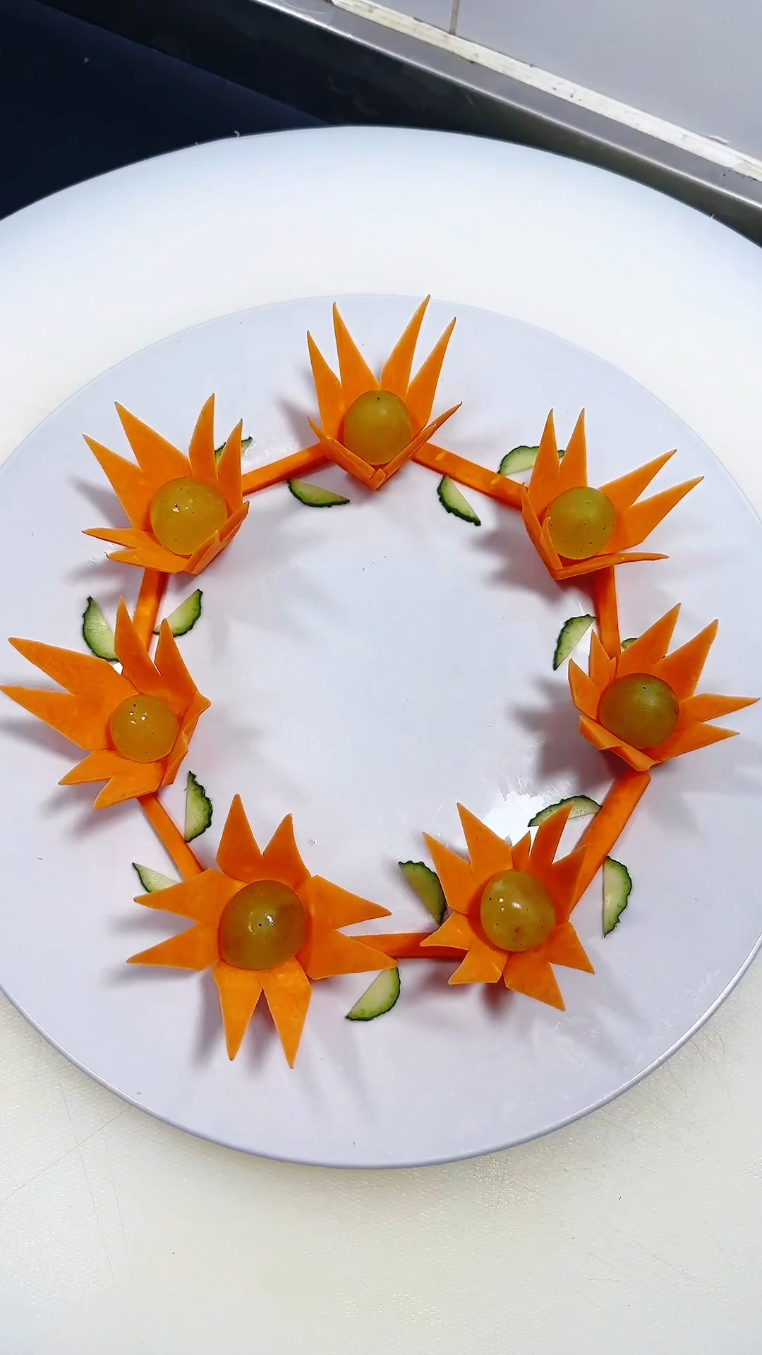 给你家的菜品做个小装饰吧,简单又漂亮