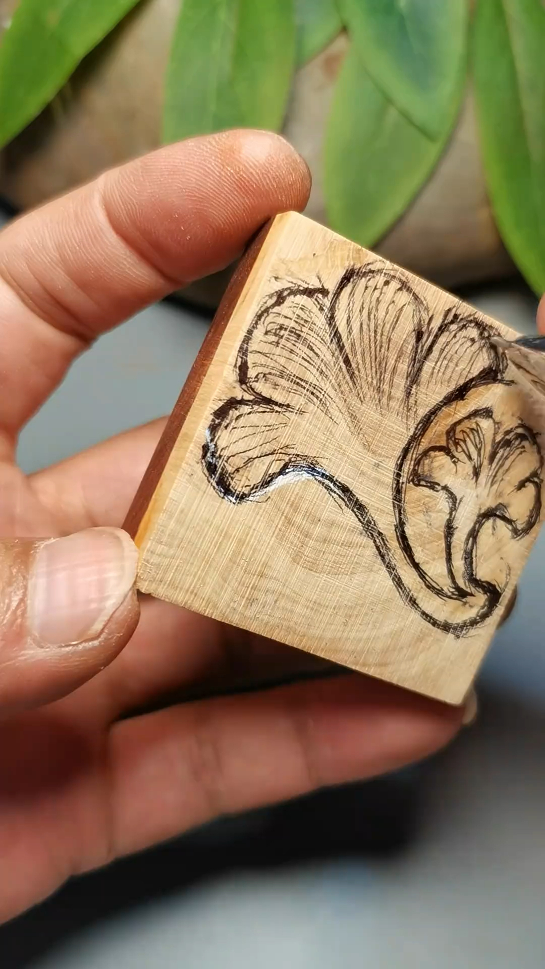 木头加工制作手把件