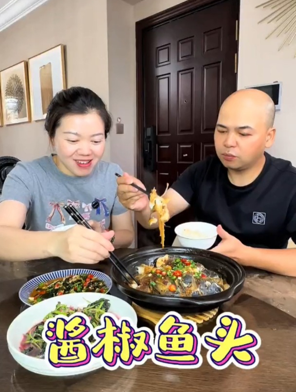 这样烧出来的鱼头,酱香浓郁真的特别好吃!