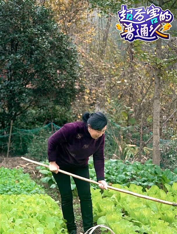 这么大汉堡我能吃一年
