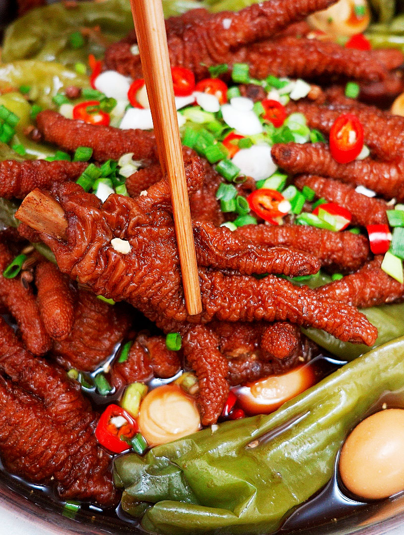 虎皮鸡爪煲之重庆分煲,麻辣味