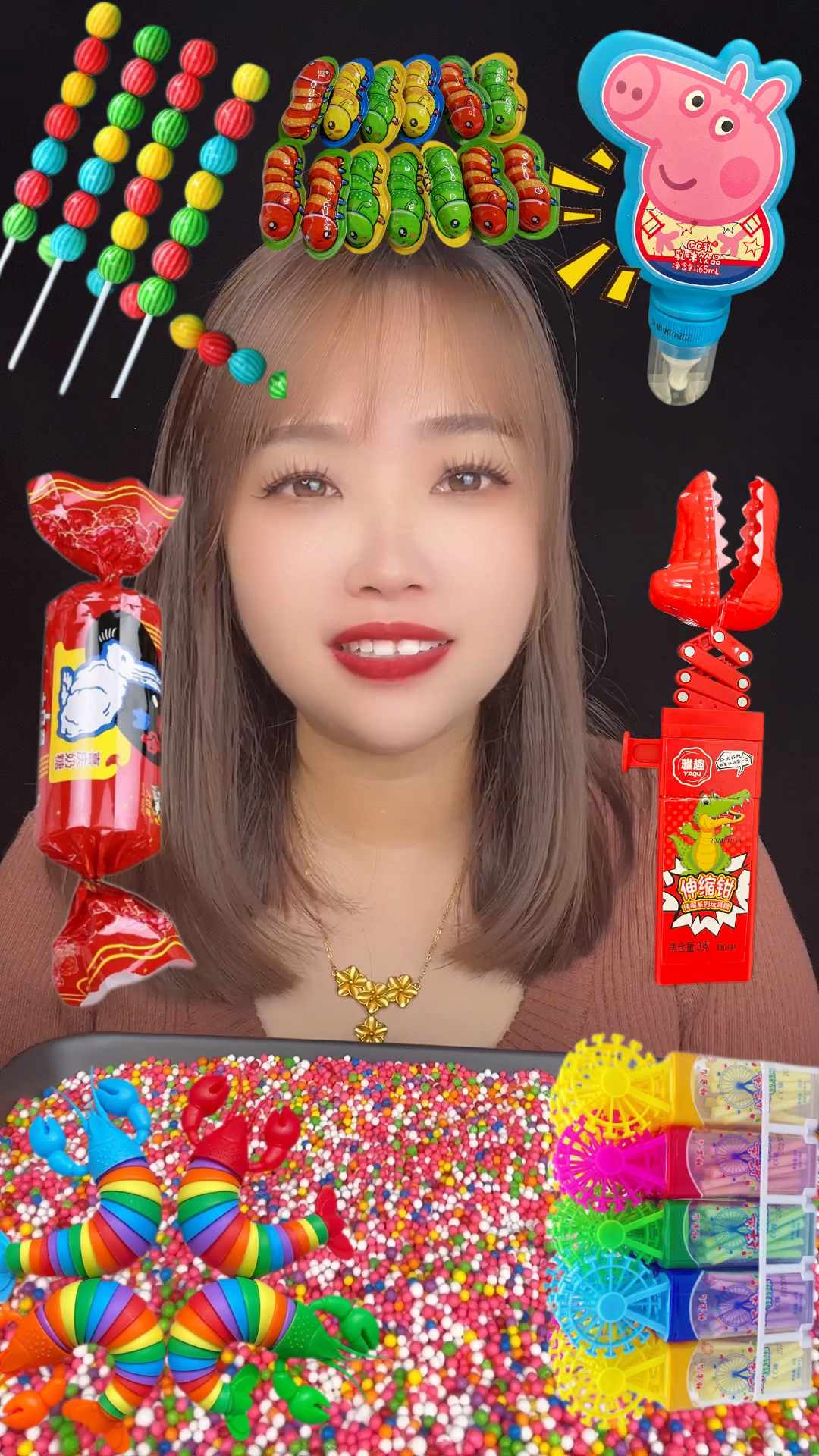 佩奇想吃大白兔奶糖.我也想吃