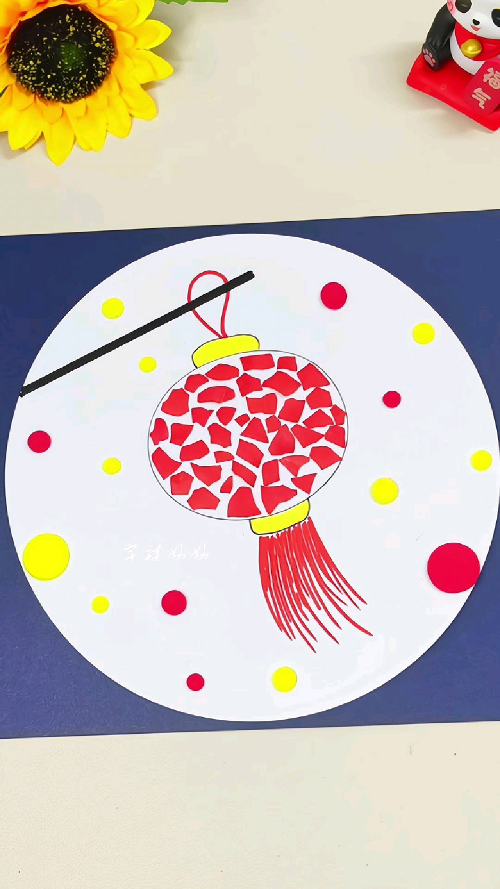 鸡蛋壳灯笼手工画