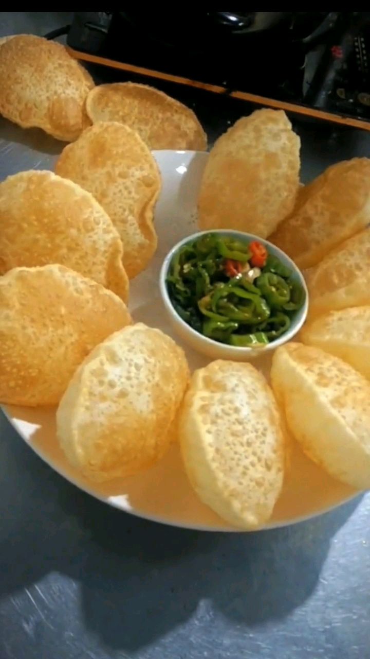 家里吃剩的饺子皮就可以做这种美食