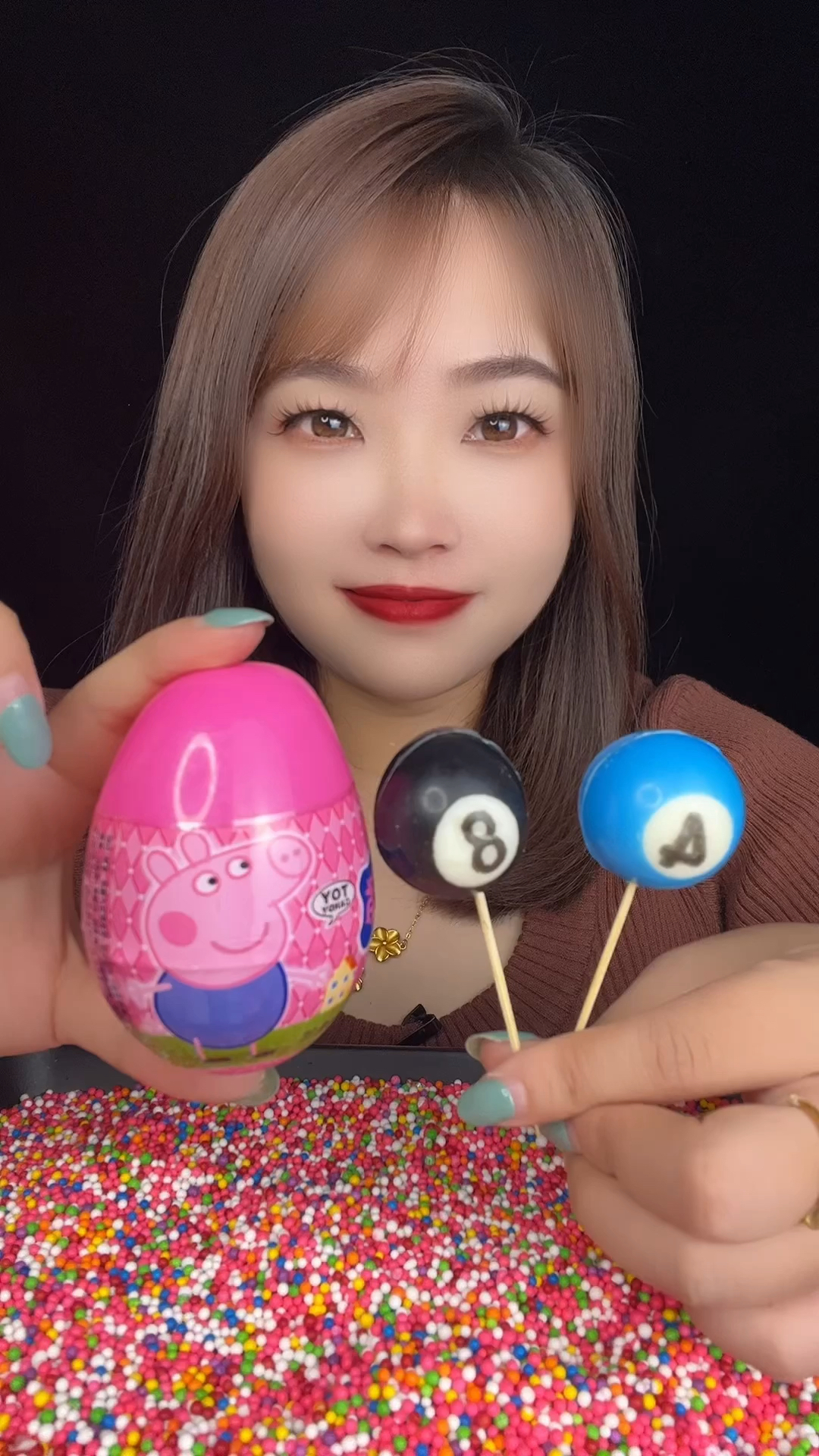 小台球巧克力来喽,好看蓝色