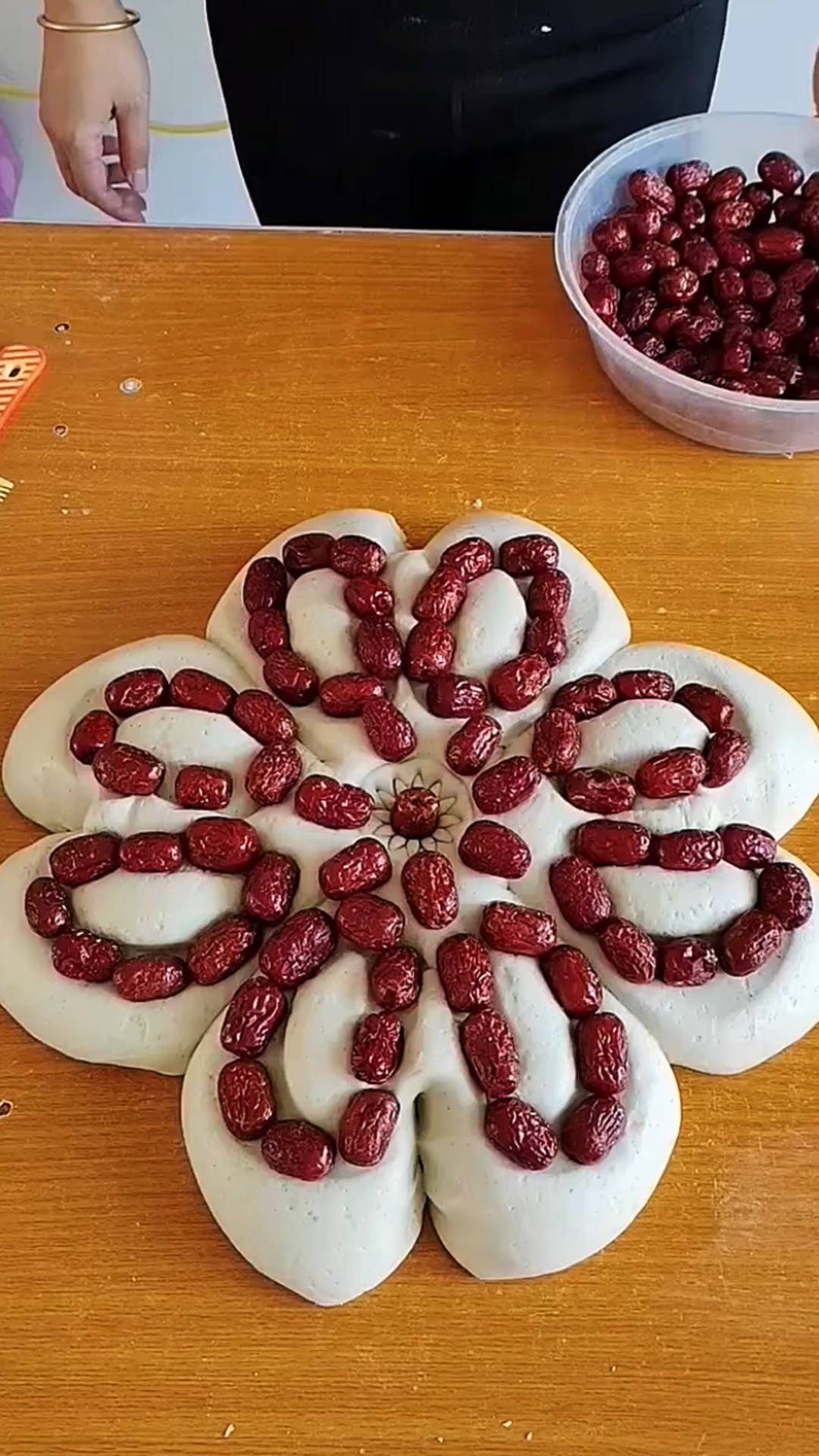 制作花样大馒头的方法