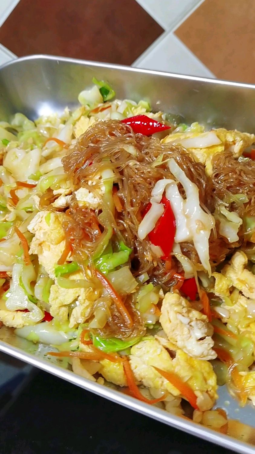 大头菜炒粉丝像我这么做嗷嗷好吃 管理期拿这道菜当主食吃很不错