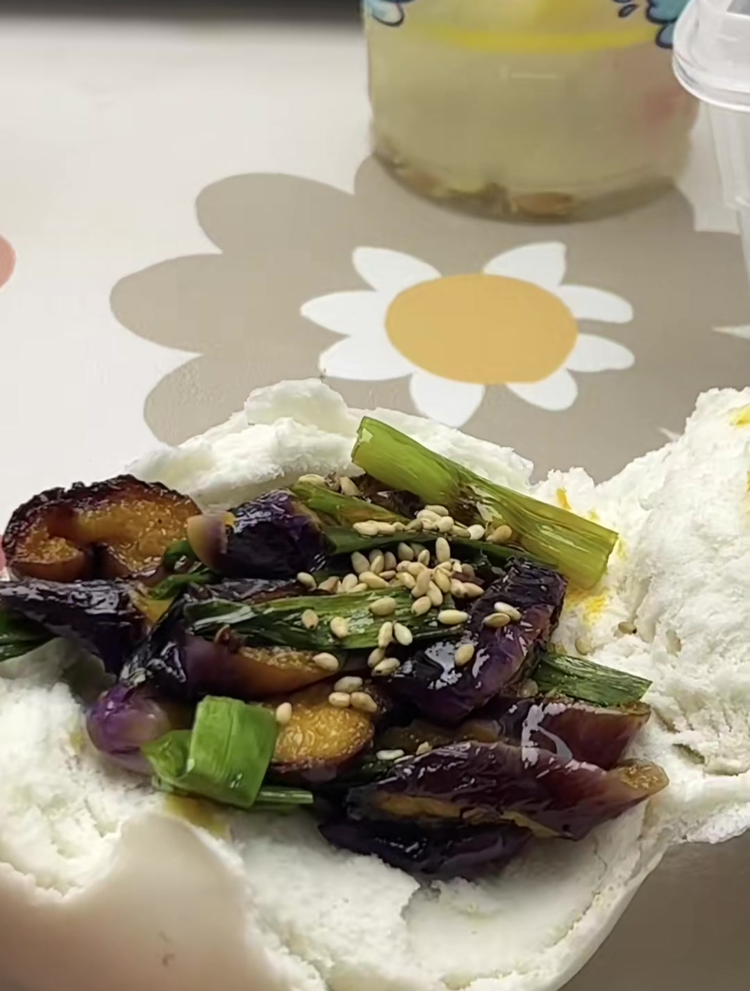 上班带饭第 96 天,姐妹们谁懂呀,我感觉微波炉做饭太方便了