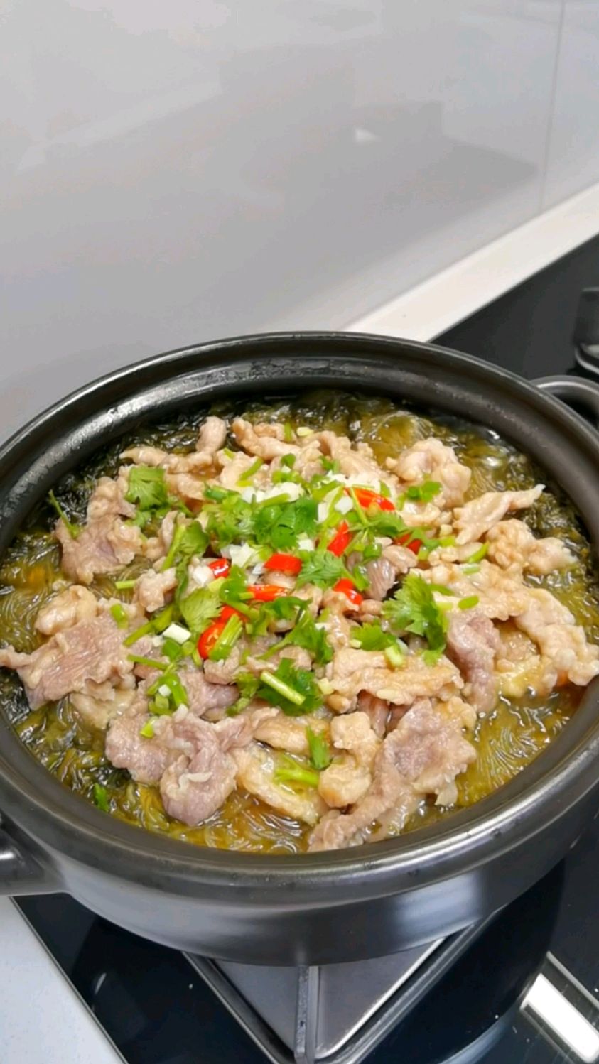 超级推荐的酸菜粉丝煲,做法简单,好吃又开胃