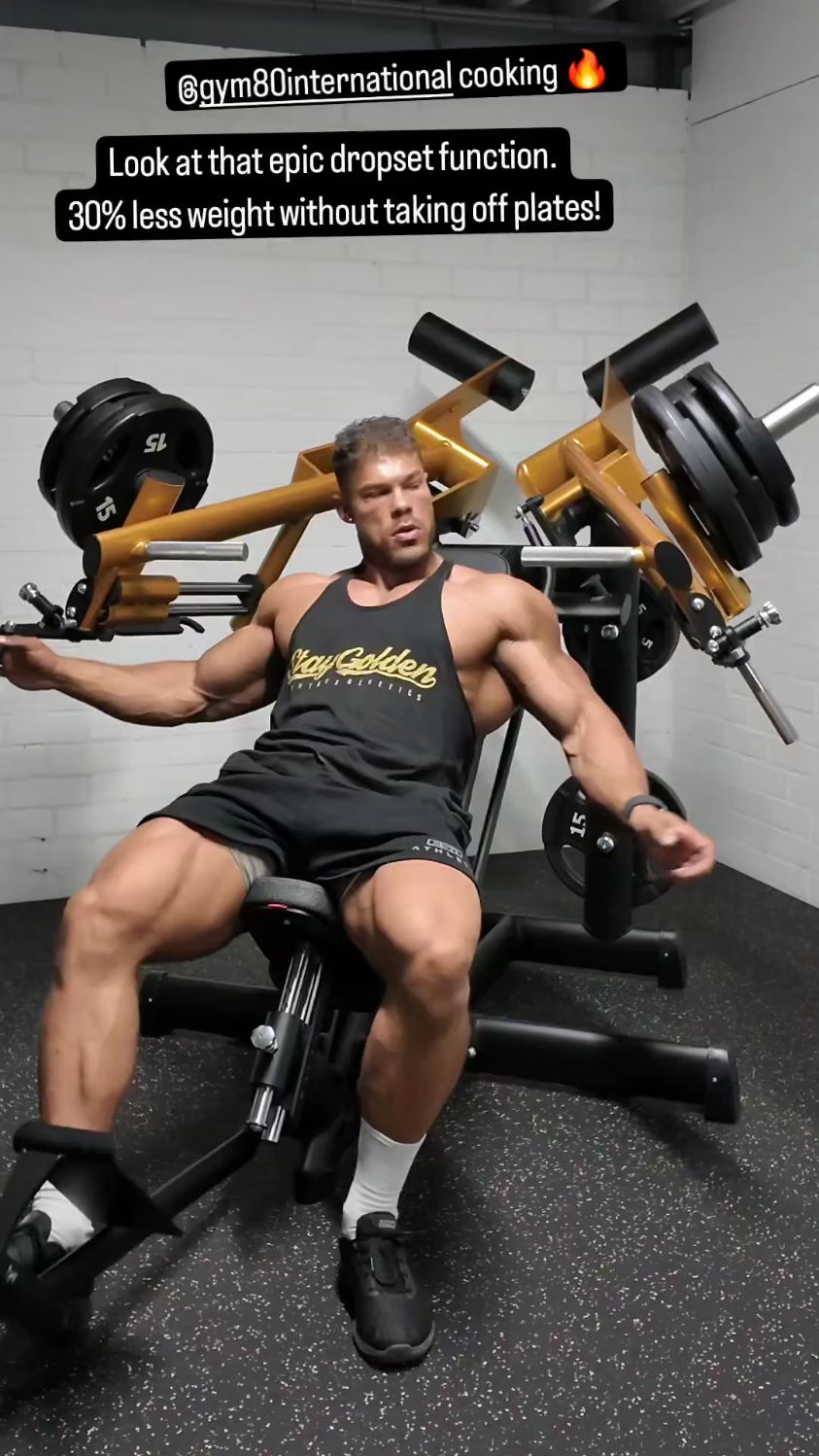 古典冠军威少 胸肌训练