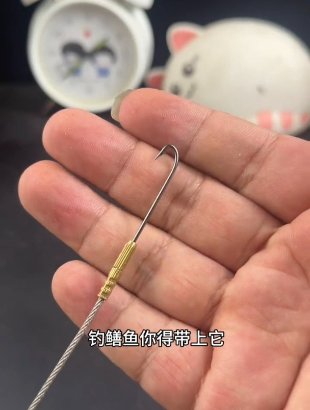 钓黄鳝鱼怎么选鱼钩?选几号钩合适?钓友现场示范!