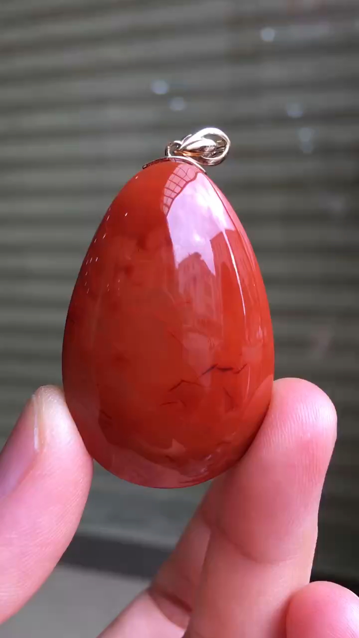 南红玛瑙水滴吊坠